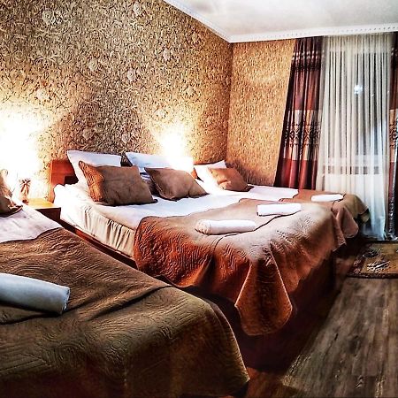 Sophia's GuestHouse Kazbegi Eksteriør billede
