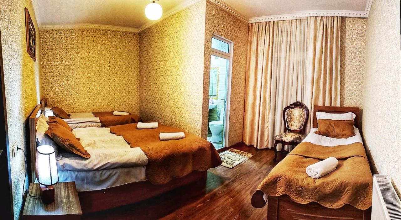Sophia's GuestHouse Kazbegi Eksteriør billede